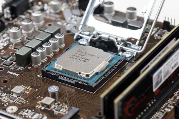 什么是CPU？