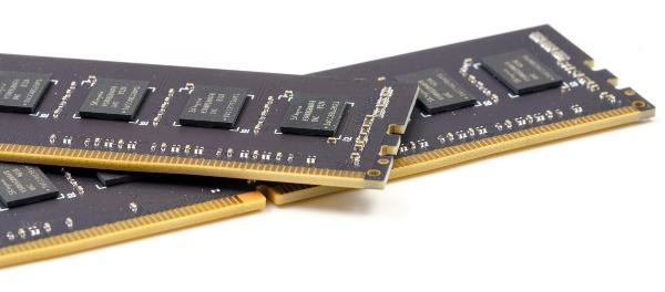 檢查內(nèi)存條