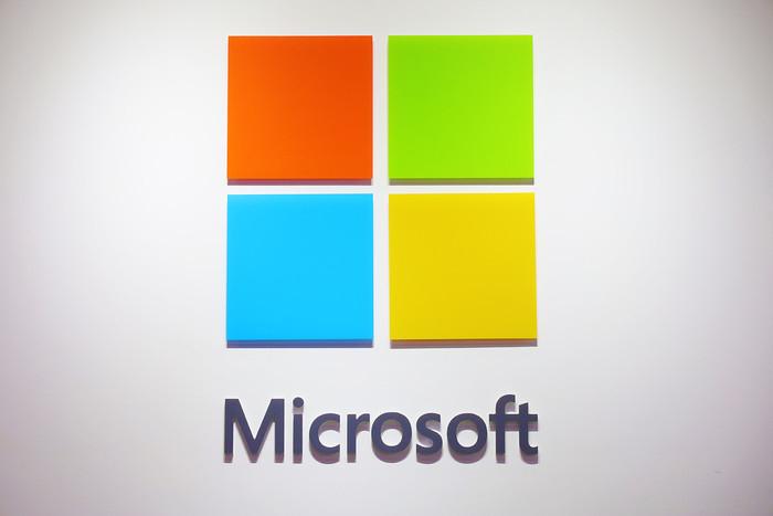 微軟回應Windows 10問題多：靠AI和機器學習是必然